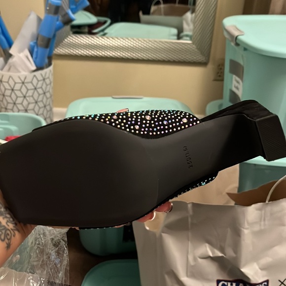 Black sparkly heels open toe and open back - Picture 5 of 5